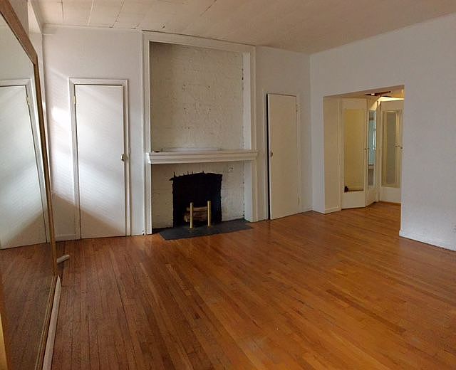 2nd image of 335 E 58th St APT 3F