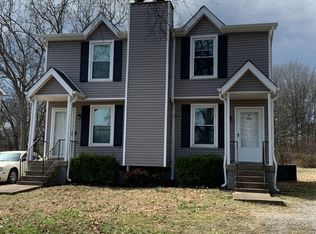 231 Stadium Dr #A-B, Hendersonville, TN 37075