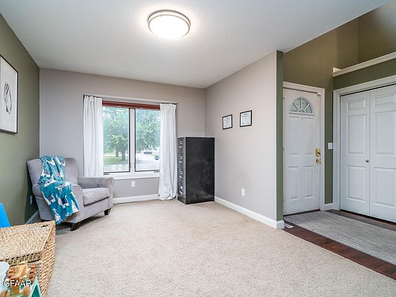 4th image of 2112 8th St SE