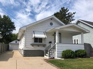 7412 8th Ave, Kenosha, WI 53143