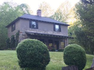 276 Old Highlands Rd, Franklin, NC 28734