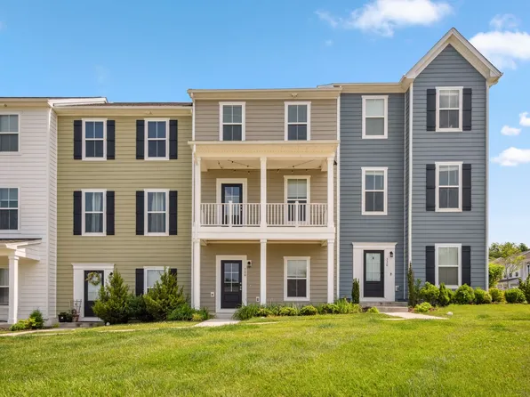 340 Hamilton Ave NW, Christiansburg, VA 24073