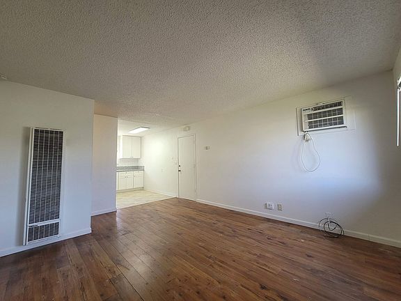 2nd image of 4600 Cyclamen Way #4602