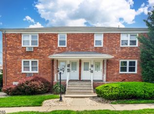 1 Oak Grove Rd APT 2B, Caldwell, NJ 07006