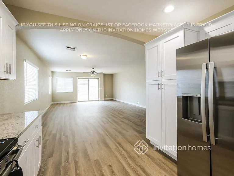 2419 S 84th Gln — Photo 10