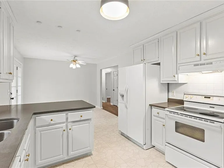 6360 Mountain View Trl — Photo 9