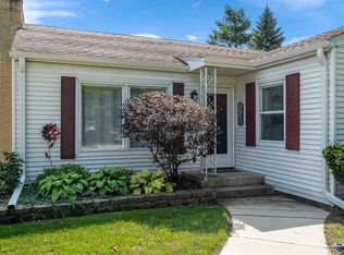 2703 Brendenwood Rd, Rockford, IL 61107