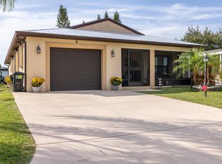 9 Rio Verde Way, Port Saint Lucie, FL 34952