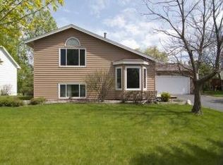720 Caribou Ln, Eagan, MN 55123
