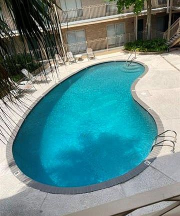 3rd image of 4007 Saint Charles Ave APT 208