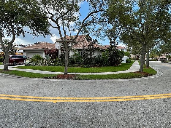 2nd image of 744 Heritage Way #0