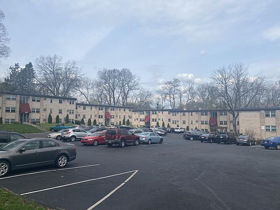 2nd image of 3813 Ferdinand Pl APT 45