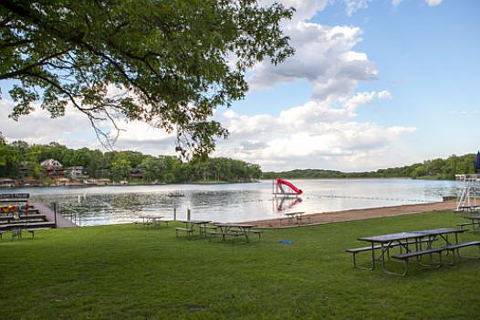 2nd image of 8 Arrowhead Ct #143