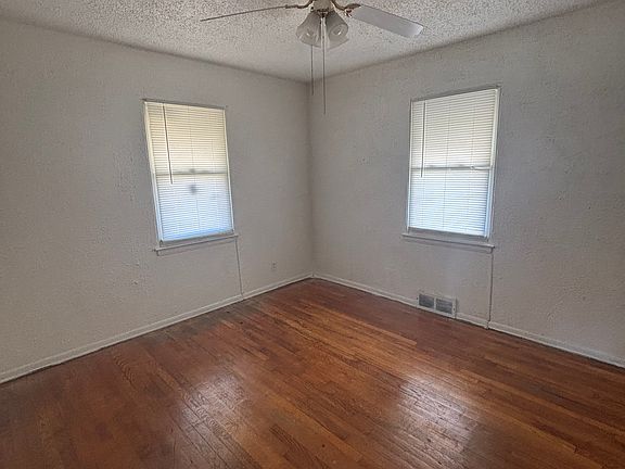 5th image of 4966 Claxton Ave