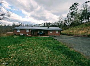 246 The New Rd, Clintwood, VA