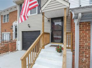 953 Wildwood Square Ct, Virginia Beach, VA 23454