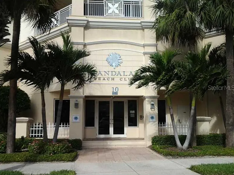 2 bed, 1460 sqft, $7,000 — Photo 2