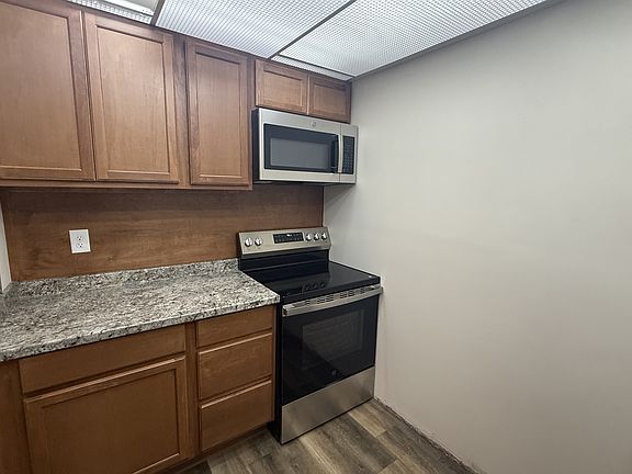 3rd image of 211 N 34th St APT 19