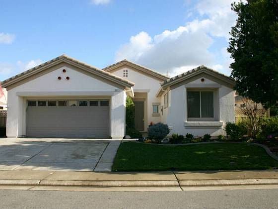 2nd image of 861 Rocky Ridge Ln