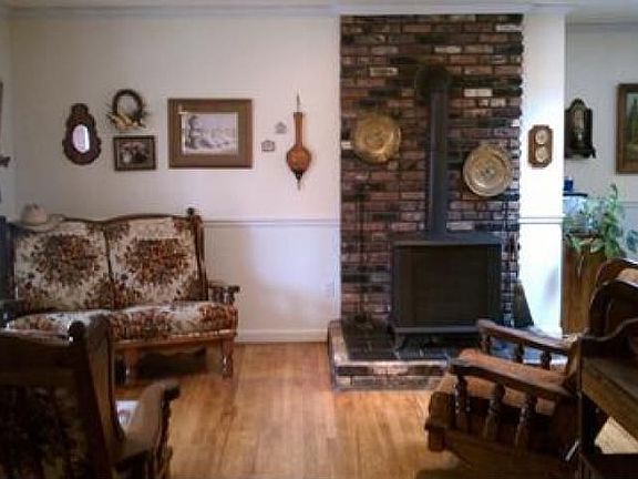 Finished Basement w/ half bath