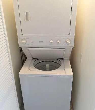 2nd image of 635 N Dearborn St APT 1703