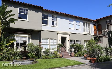 3rd image of 432 N Sycamore Ave #431