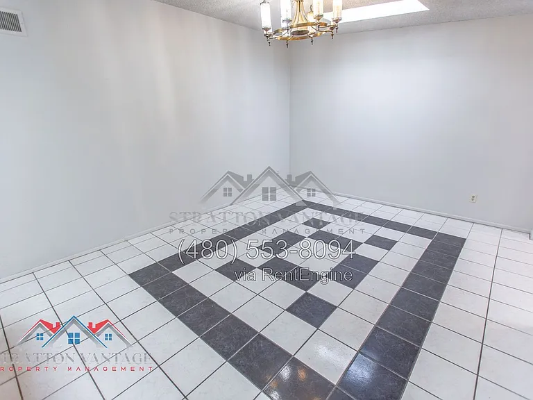 1168 E Alameda Dr — Photo 3