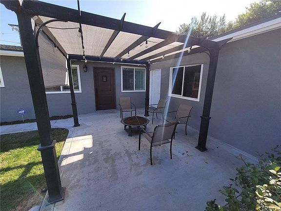 2nd image of 1156 W Louisa Ave