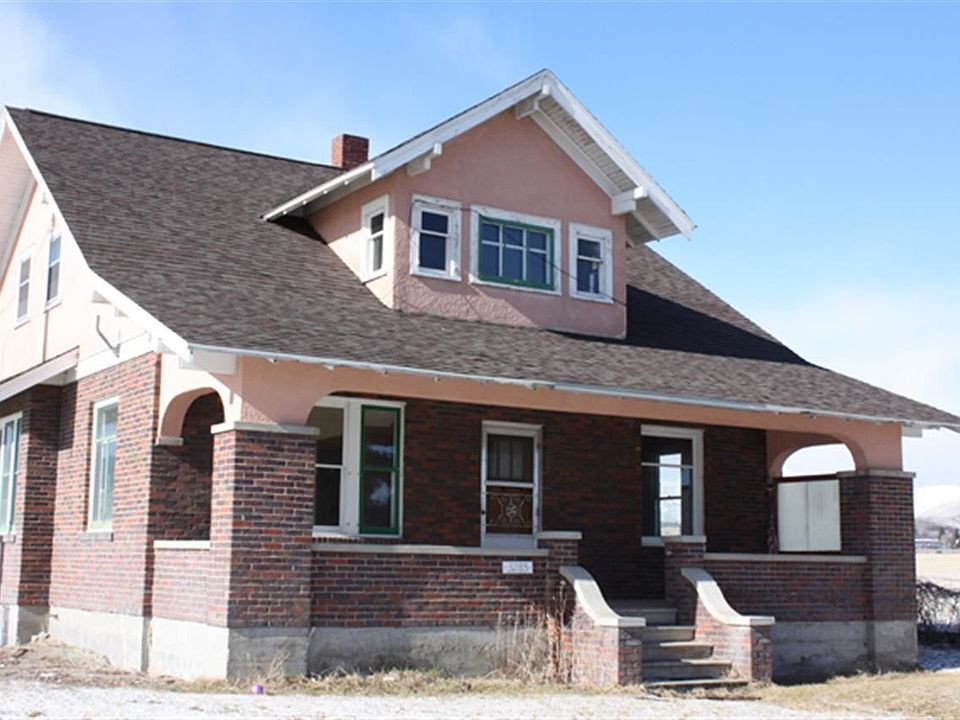 1st image of 3285 Country Club Ave