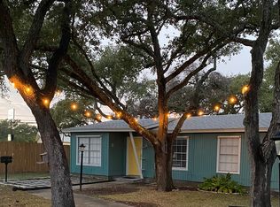 1503 Percival Ave #B, Rockport, TX 78382