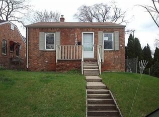 15390 Lola Dr, Redford, MI 48239