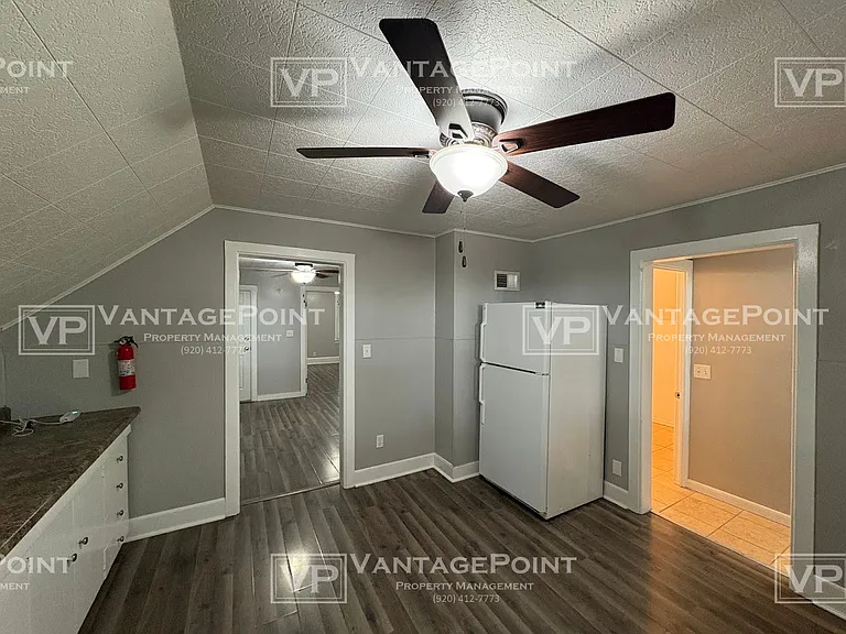 713A S 24th St — Photo 10