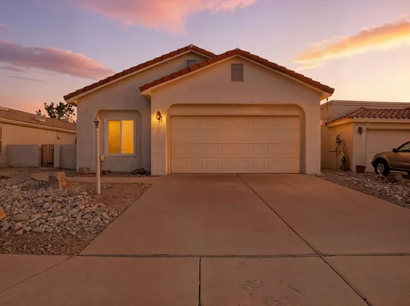 249 Nicklaus Dr SE, Rio Rancho, NM 87124