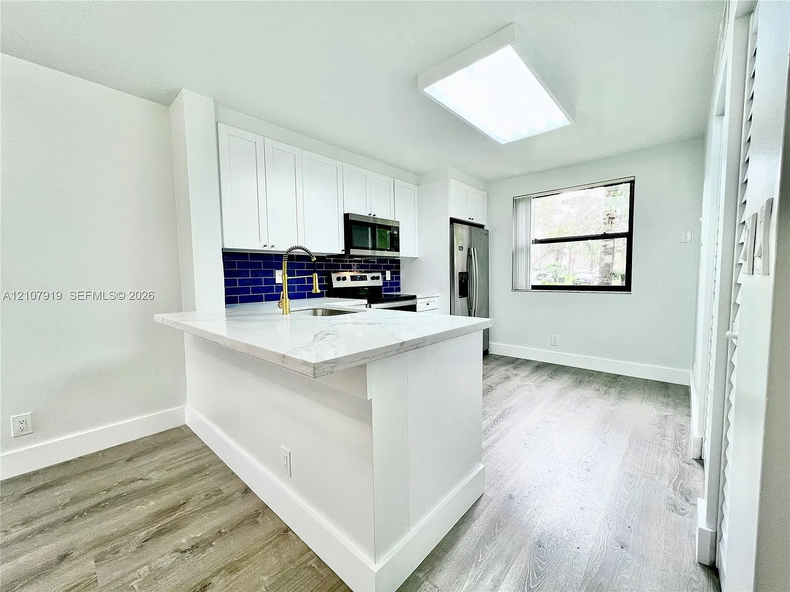 Grand Marquis Condo Homes — Photo 2