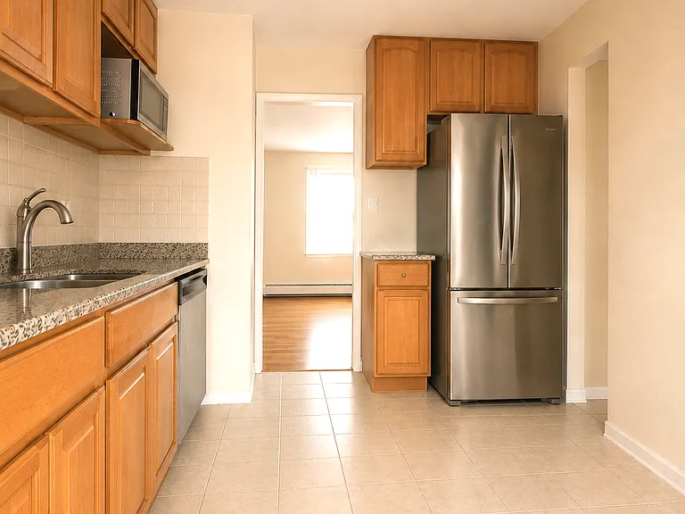 304 Loren Ct — Photo 13