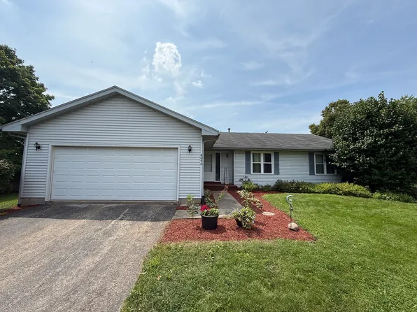 8646 Yellowstone Dr, Byron, IL 61010