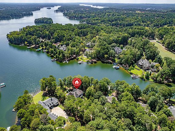 4th image of 1060 Whatleys Mill Ln
