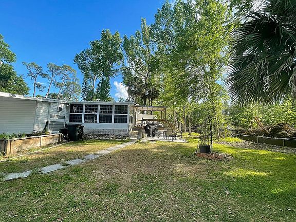 2nd image of 803 Sheriff Ln