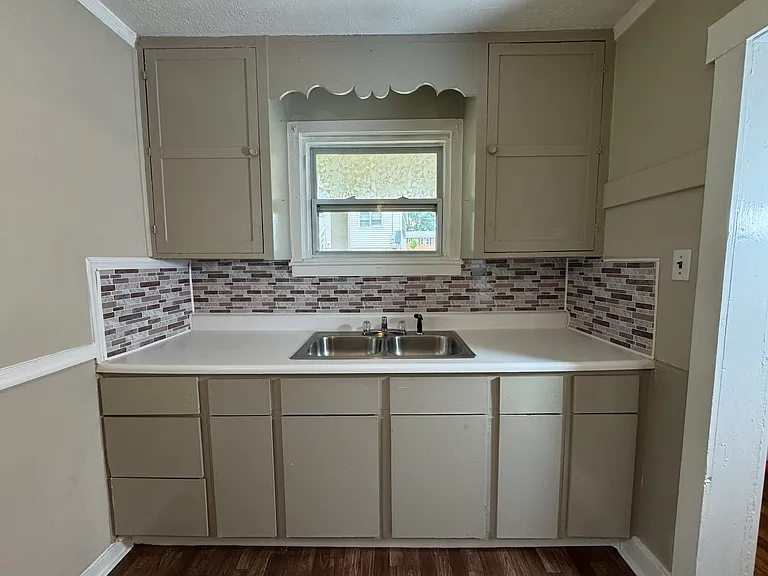 235 Dodd St — Photo 13