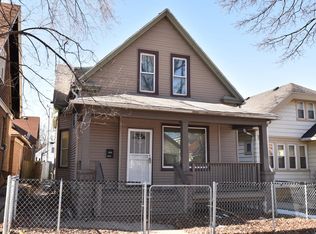 4009 N 18th St, Milwaukee, WI 53209
