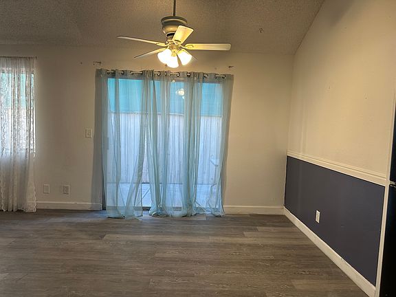 4th image of 5156 Gray Ln APT B