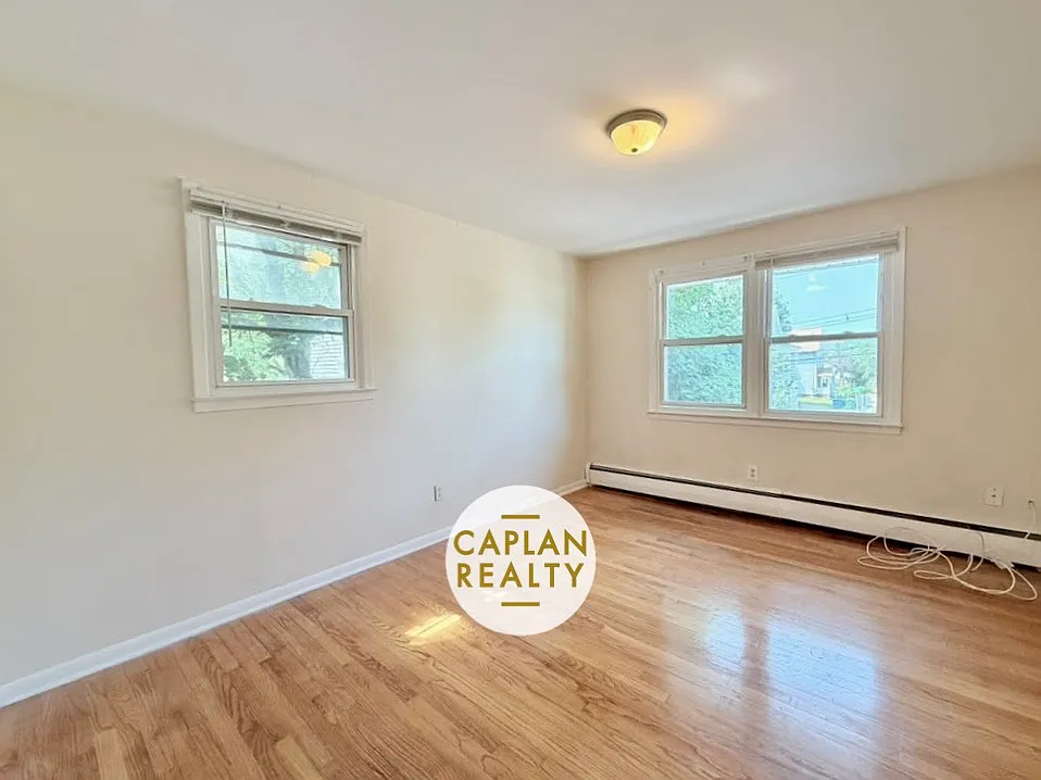 2 bed, $1,695 — Photo 4