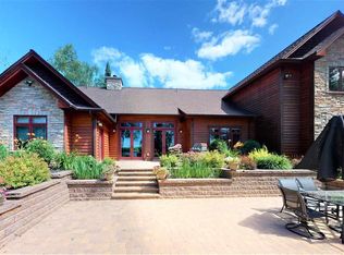 730 Devil Trk Rd, Grand Marais, MN 55604