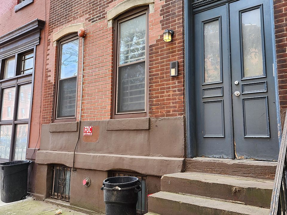 1st image of 1704 W Diamond St #1F