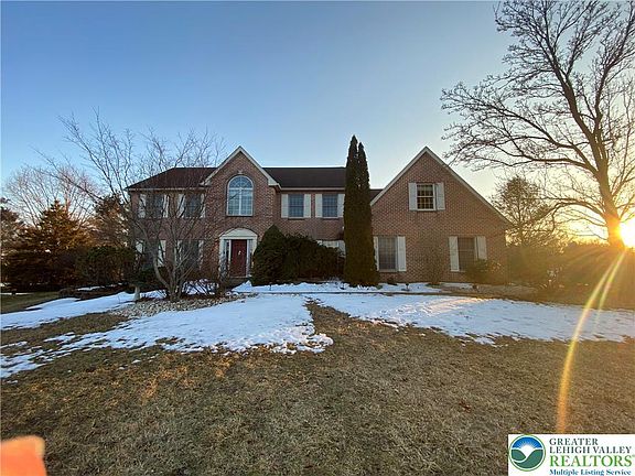 2nd image of 1135 Sherwood Dr
