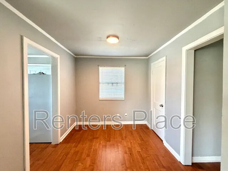 2915 E Easton St #A — Photo 6