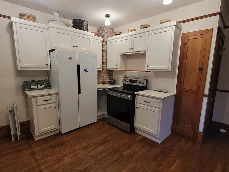 59 Maple St — Photo 2