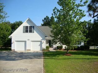 285 Stone Cross Dr, Spring Lake, NC 28390