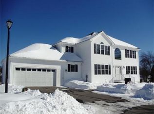 63 Lippold St, Methuen, MA 01844
