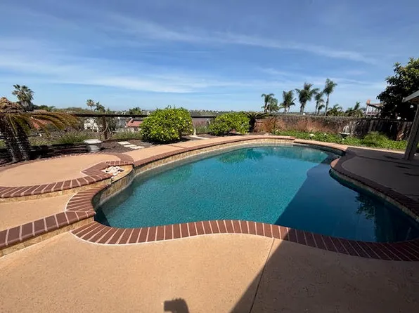 6421 Cayenne Ln, Carlsbad, CA 92009